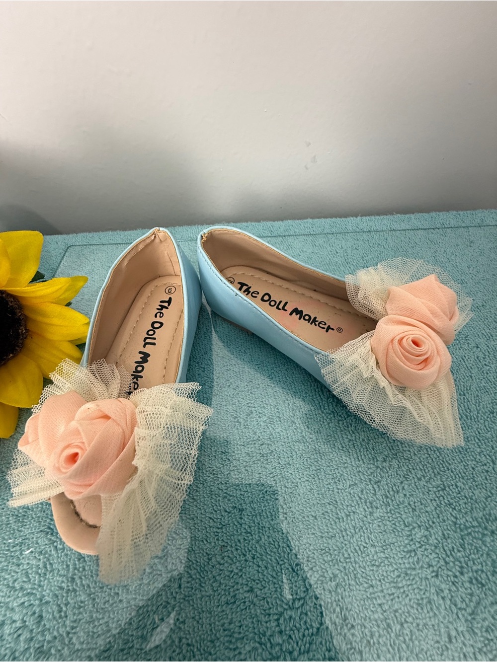 The Doll Maker Girls' Light Blue Dress Flats with Peach Rose